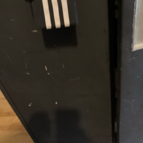 Adidas jacket sheer fabric with stripes on arms / zipper front, cropped size L - Picture 7 of 11